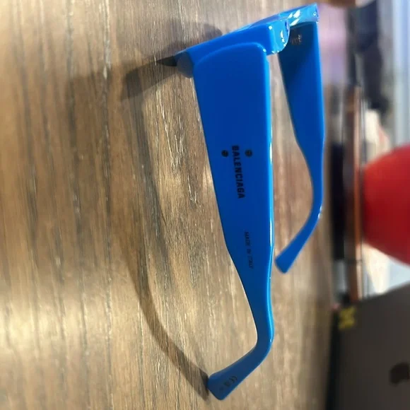 Balenciaga Sunglasses BB0243S - Picture 8 of 15